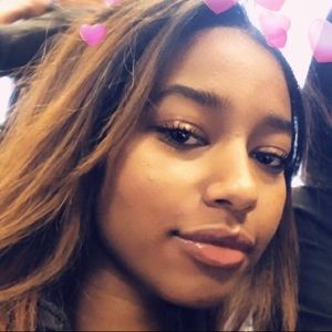 Meet your Posher, Fatima